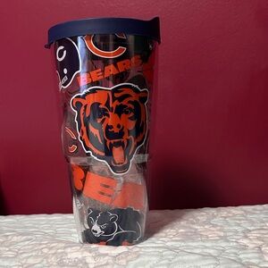 Tervis Chicago Bears 24 ounce Clear Tumbler with Navy Lid and Orange Accents